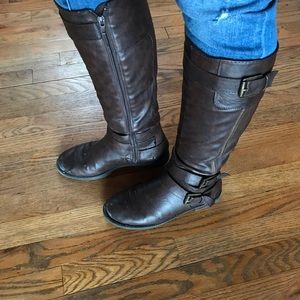 Maurice’s tall brown boots